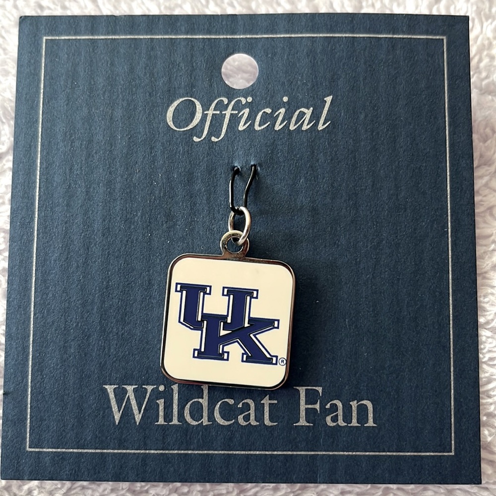 University of Kentucky Unisex Pendant, NWT